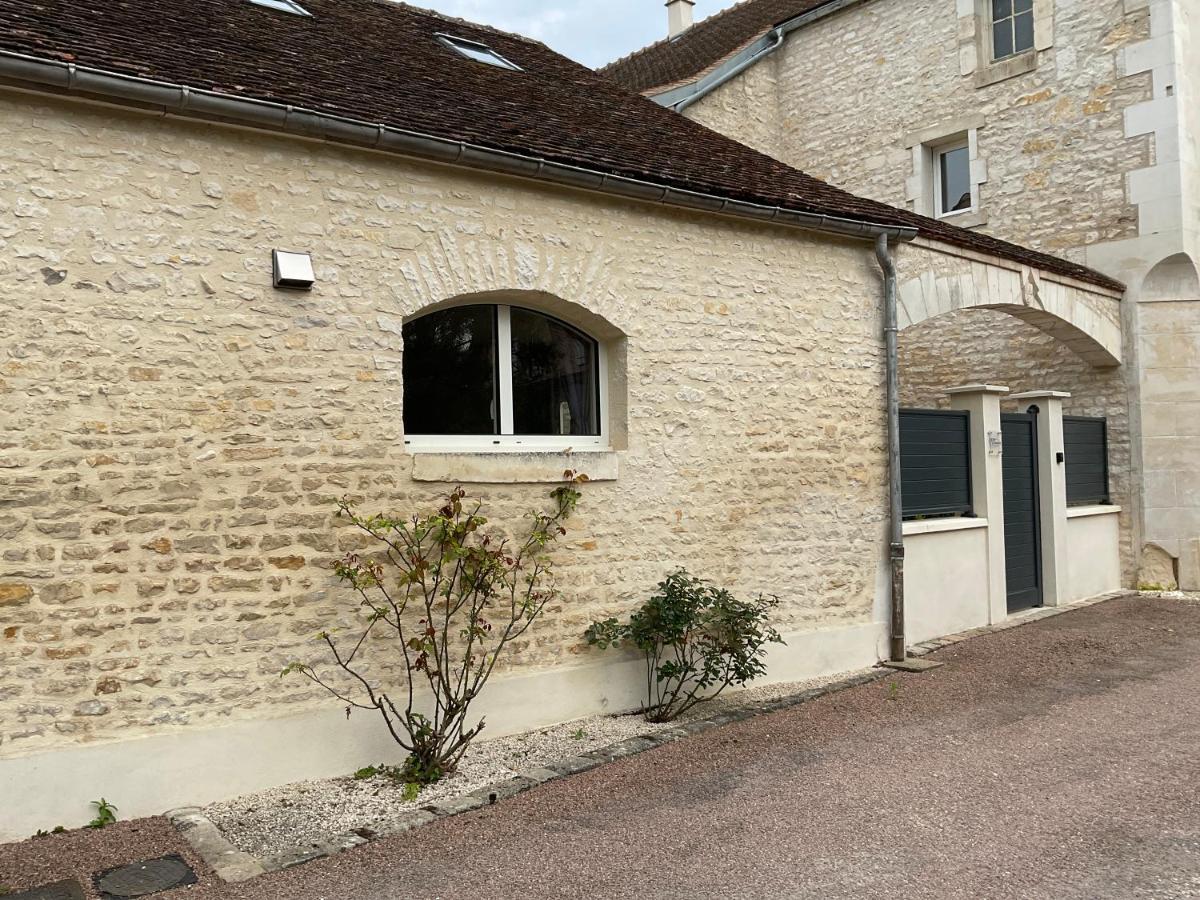 Logis Du Faubourg Petite Maison De Charme, Tranquille, Calme Et Lumineuse Val-de-Mercy Eksteriør billede